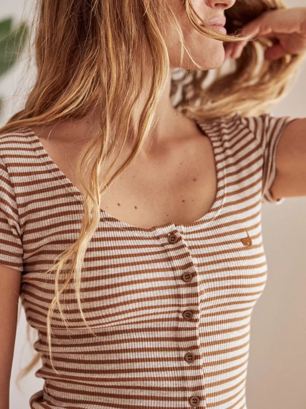 Store Twothirds Anda-Camel