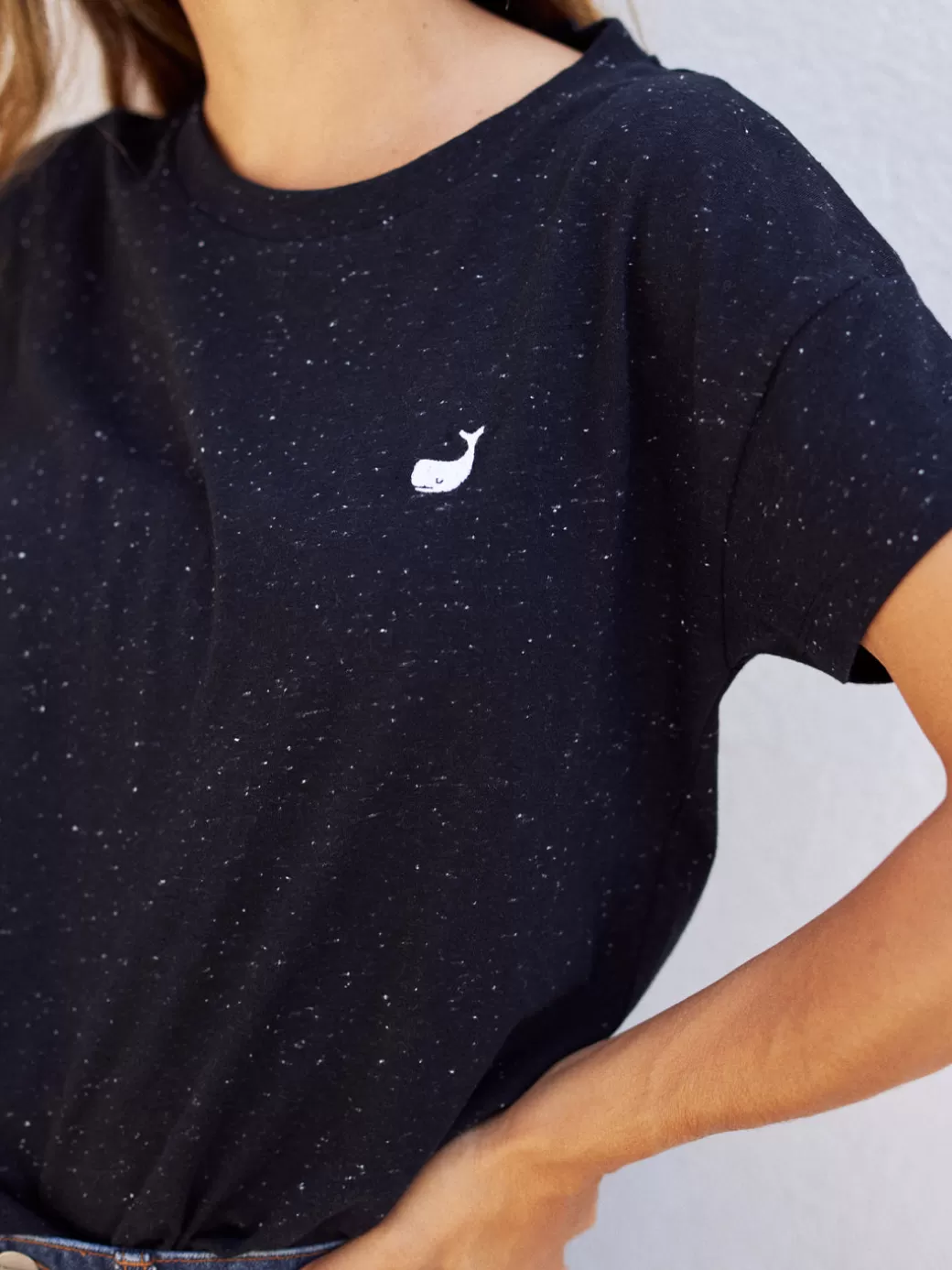 Store Twothirds Sepanggar-Black